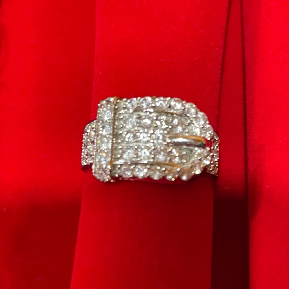Silver ring - Picture 2 of 2